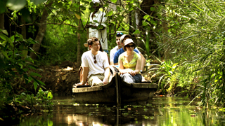how to reach kerala