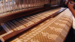 Kuthampully Handloom Village in Thrissur