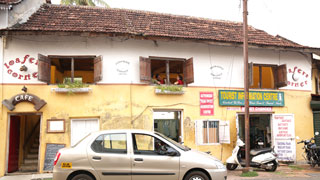 Loafer's Corner or Princess Street, Fort Kochi