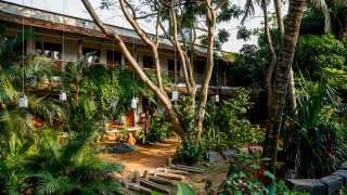 Click here to view the details of Fort House Hotel