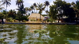 Click here to view the details of Casa de Canoli Private backwater villa