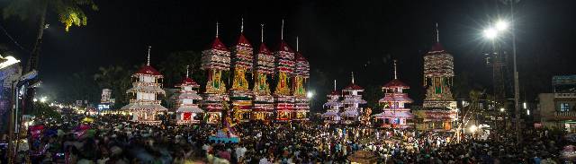 Spectacular kettukazhcha of Chettikulangara Bharani