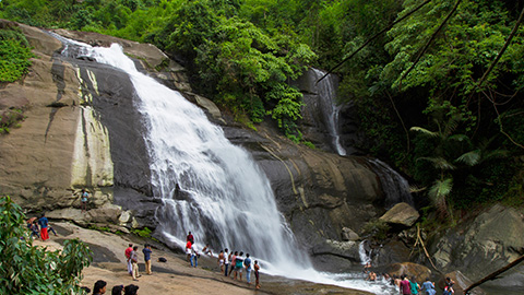 Cascades de Thusharagiri