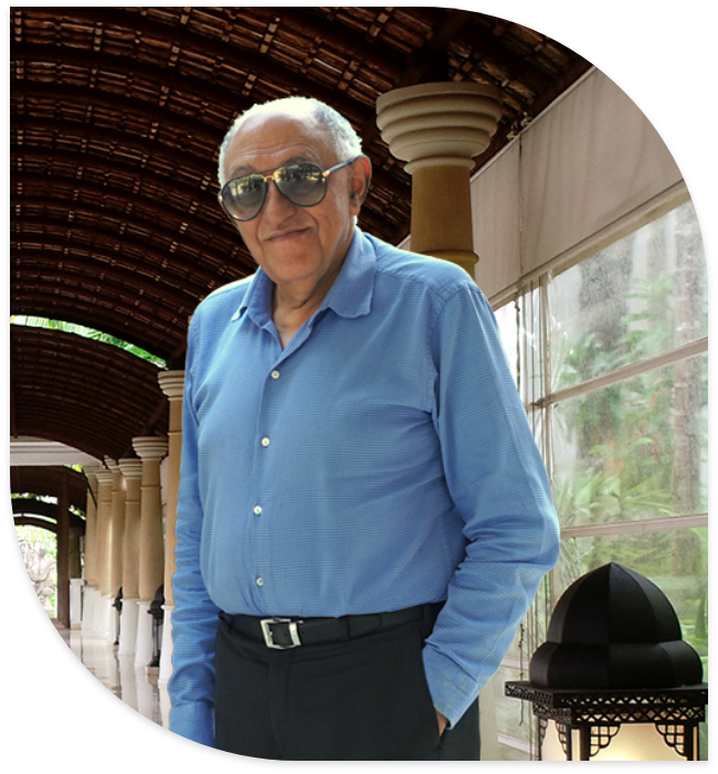 Dinesh Khanna</h4>
            <h6>Managing Director</h6>